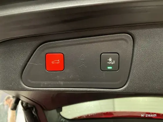 PEUGEOT 3008 II - voiture d'occasion - Photo 25