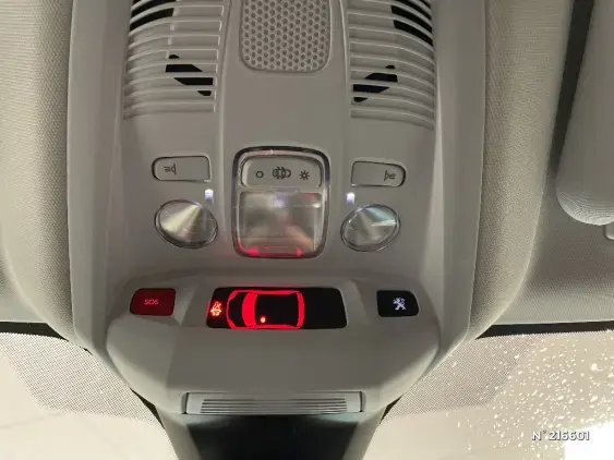 PEUGEOT 3008 II - voiture d'occasion - Photo 28