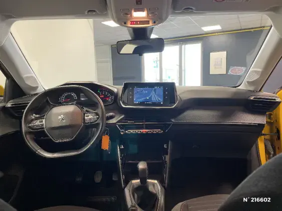 PEUGEOT 208 BUSINESS R II - voiture d'occasion - Photo 9