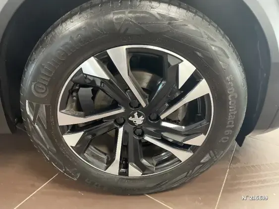 PEUGEOT 2008 II - voiture d'occasion - Photo 8