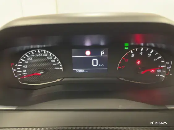 PEUGEOT 2008 II - voiture d'occasion - Photo 12
