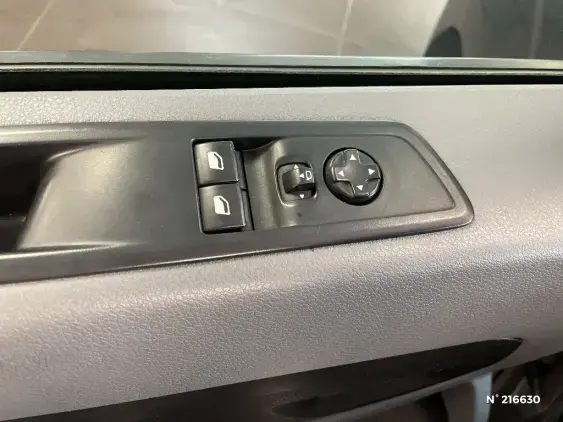 PEUGEOT EXPERT FG III - voiture d'occasion - Photo 32