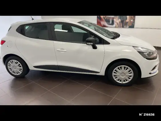 RENAULT CLIO IV - voiture d'occasion - Photo 5