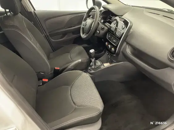 RENAULT CLIO IV - voiture d'occasion - Photo 10