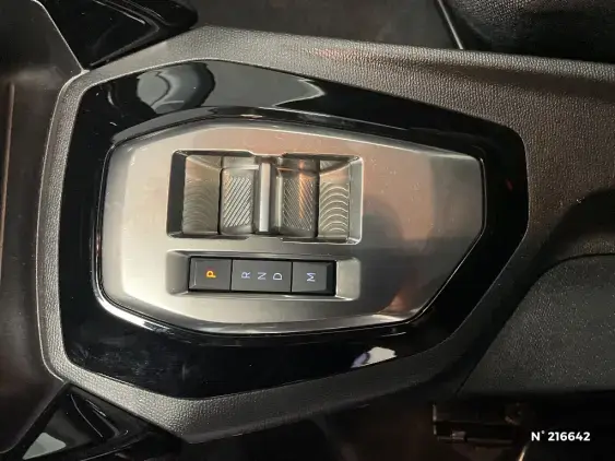 PEUGEOT 208 BUSINESS R II - voiture d'occasion - Photo 26