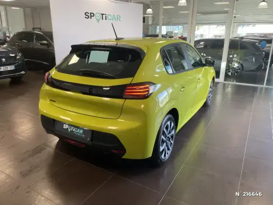 PEUGEOT 208 II - voiture d'occasion - Photo 4