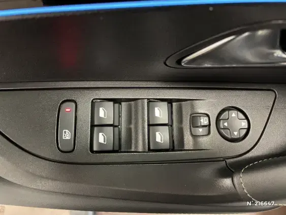 PEUGEOT 2008 ELECTRIQUE II - voiture d'occasion - Photo 33