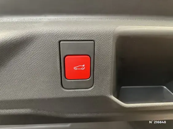 PEUGEOT 5008 III - voiture d'occasion - Photo 24