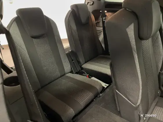 PEUGEOT 5008 II - voiture d'occasion - Photo 27