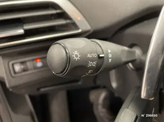 PEUGEOT 5008 II - voiture d'occasion - Photo 30