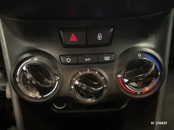 PEUGEOT 2008 - voiture d'occasion - Photo 14