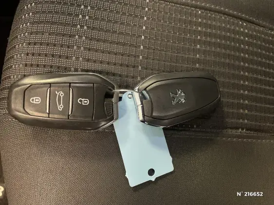 PEUGEOT 308 II - voiture d'occasion - Photo 35