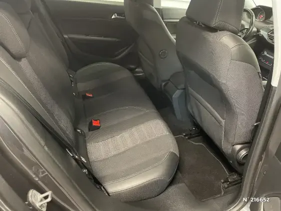 PEUGEOT 308 II - voiture d'occasion - Photo 11