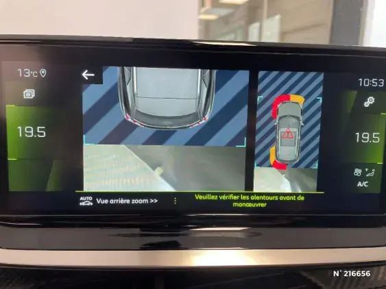 PEUGEOT 2008 II - voiture d'occasion - Photo 14