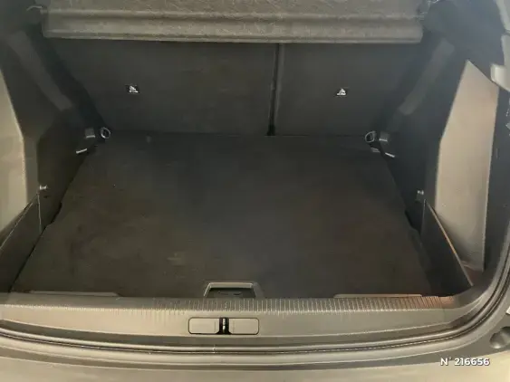 PEUGEOT 2008 II - voiture d'occasion - Photo 7