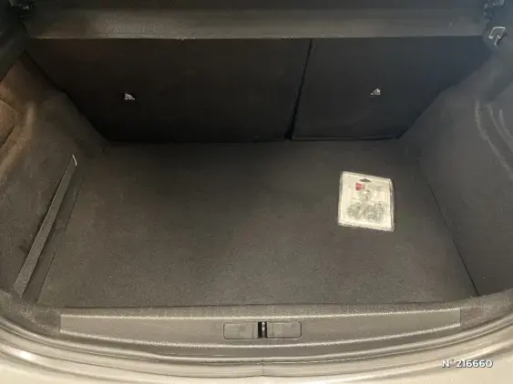 PEUGEOT 208 BUSINESS R II - voiture d'occasion - Photo 7