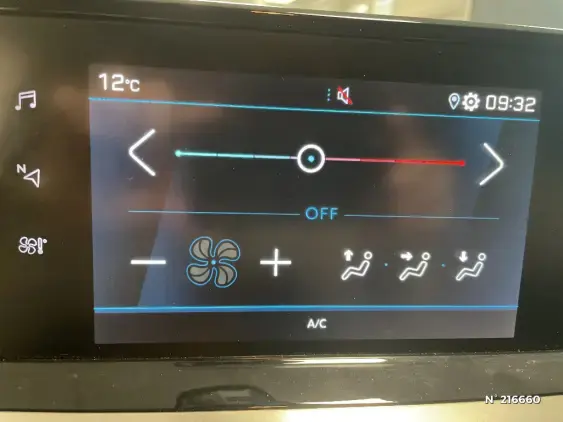 PEUGEOT 208 BUSINESS R II - voiture d'occasion - Photo 28