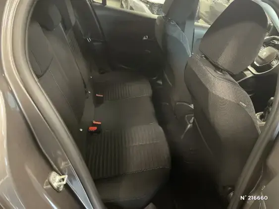 PEUGEOT 208 BUSINESS R II - voiture d'occasion - Photo 11