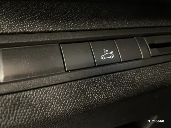 PEUGEOT 3008 II - voiture d'occasion - Photo 15