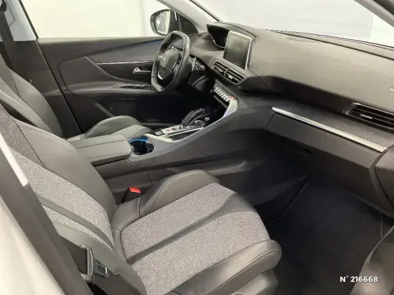 PEUGEOT 3008 II - voiture d'occasion - Photo 10
