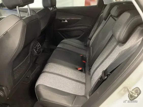 PEUGEOT 3008 II - voiture d'occasion - Photo 11