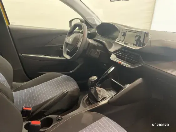 PEUGEOT 208 II - voiture d'occasion - Photo 10