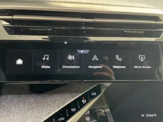 PEUGEOT 3008 III - voiture d'occasion - Photo 27