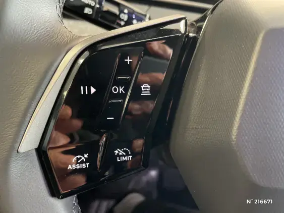 PEUGEOT 3008 III - voiture d'occasion - Photo 32