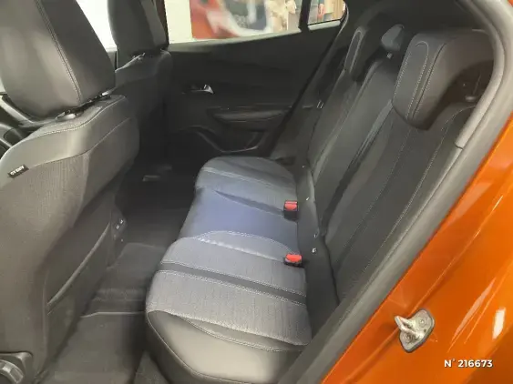 PEUGEOT 2008 II - voiture d'occasion - Photo 11