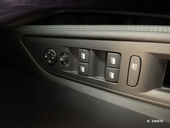 PEUGEOT 3008 II - voiture d'occasion - Photo 24