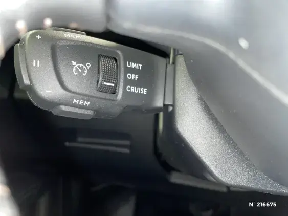 PEUGEOT 3008 II - voiture d'occasion - Photo 29