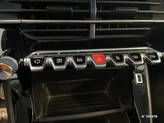 PEUGEOT 2008 II - voiture d'occasion - Photo 30