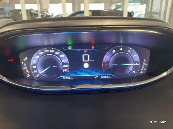 PEUGEOT 5008 II - voiture d'occasion - Photo 11