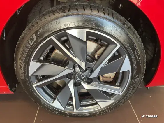 PEUGEOT 308 III - voiture d'occasion - Photo 8