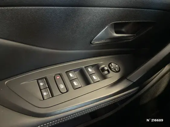 PEUGEOT 308 III - voiture d'occasion - Photo 26