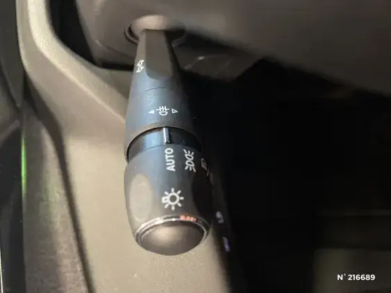 PEUGEOT 308 III - voiture d'occasion - Photo 29