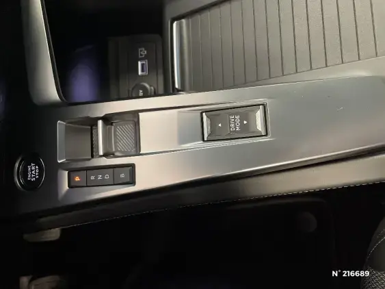 PEUGEOT 308 III - voiture d'occasion - Photo 31