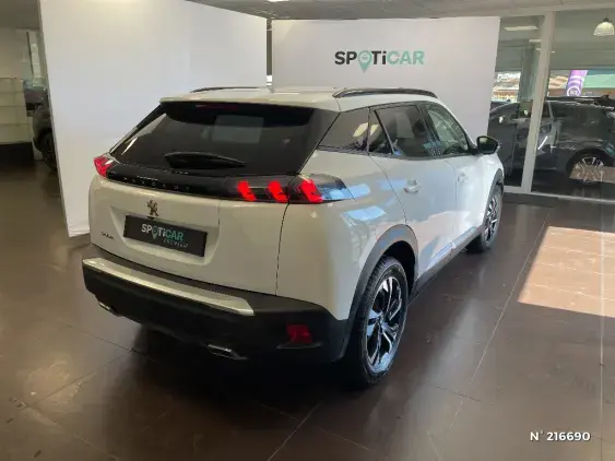 PEUGEOT 2008 II - voiture d'occasion - Photo 4
