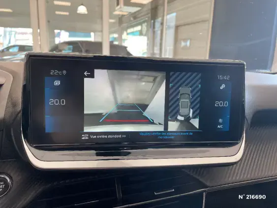 PEUGEOT 2008 II - voiture d'occasion - Photo 14