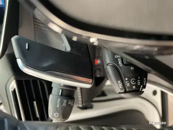 PEUGEOT 2008 II - voiture d'occasion - Photo 28