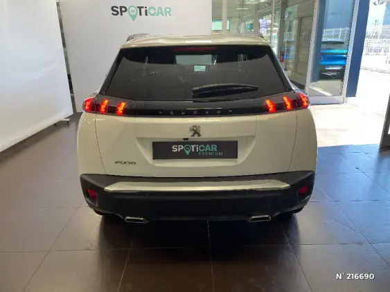 PEUGEOT 2008 II - voiture d'occasion - Photo 6
