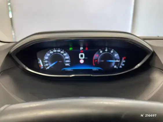 PEUGEOT 3008 II - voiture d'occasion - Photo 12