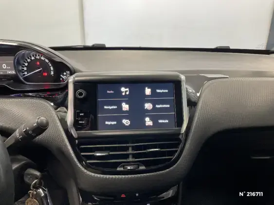 PEUGEOT 2008 - voiture d'occasion - Photo 13
