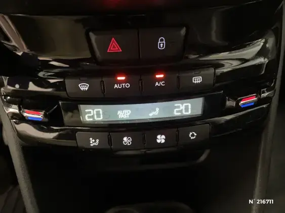 PEUGEOT 2008 - voiture d'occasion - Photo 27