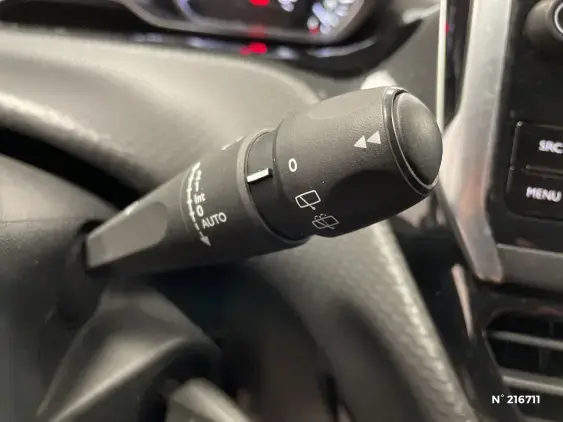 PEUGEOT 2008 - voiture d'occasion - Photo 29