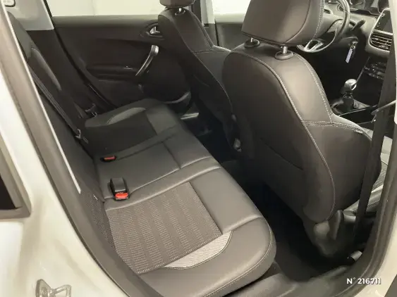 PEUGEOT 2008 - voiture d'occasion - Photo 11