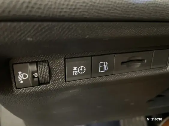 PEUGEOT 308 SW III - voiture d'occasion - Photo 15