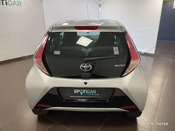 TOYOTA AYGO II - voiture d'occasion - Photo 6