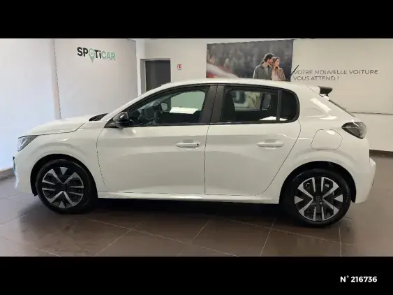 PEUGEOT 208 II - voiture d'occasion - Photo 2