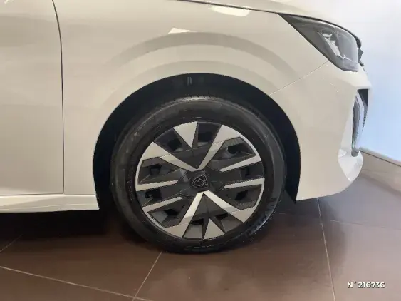 PEUGEOT 208 II - voiture d'occasion - Photo 8